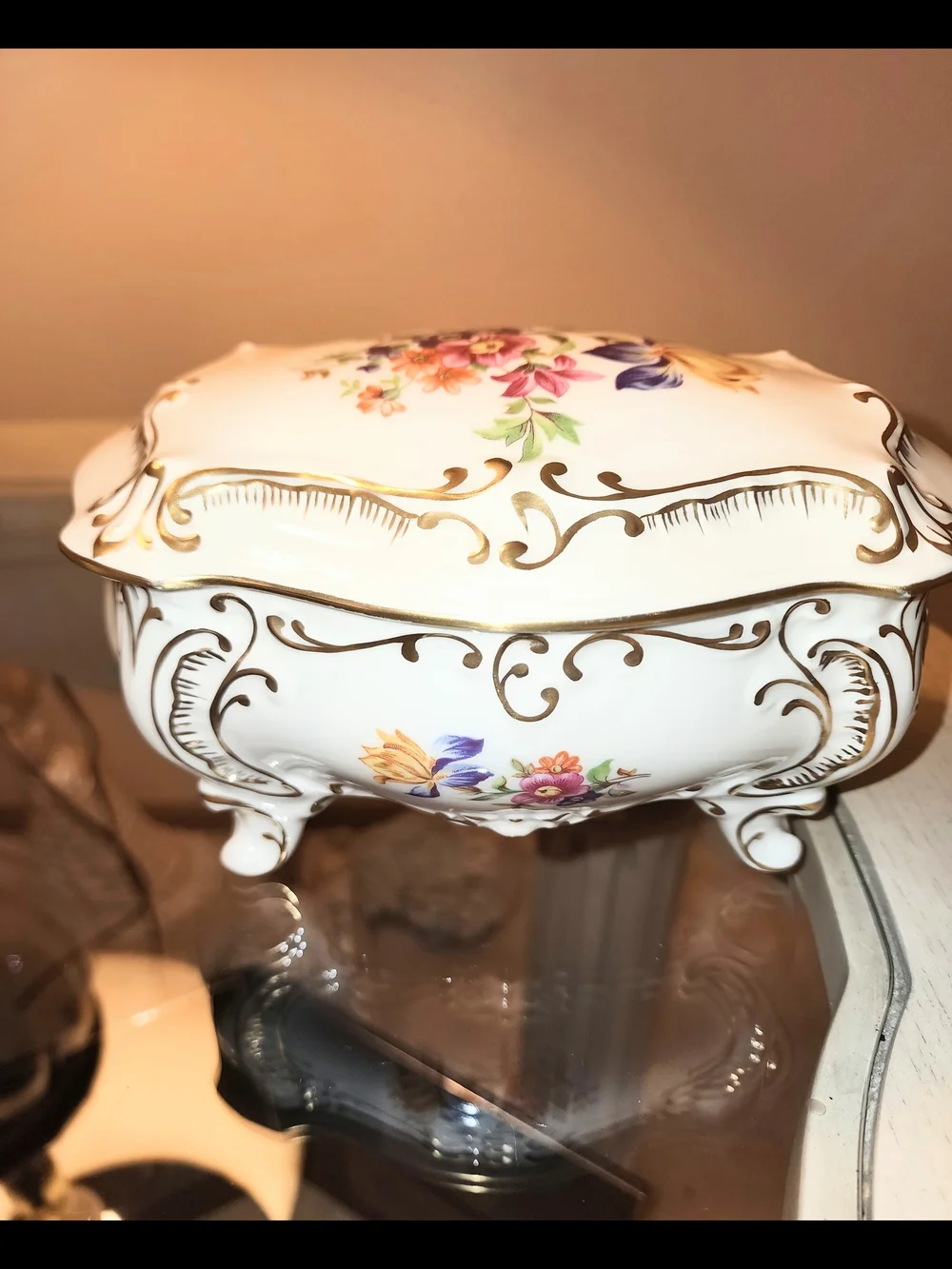 J L MENAU PORCELAIN TRINKET BOX